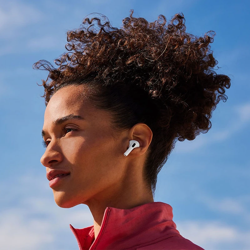 هدفون بلوتوثی اپل مدل AirPods 4 دارای نویز کنسلینگ